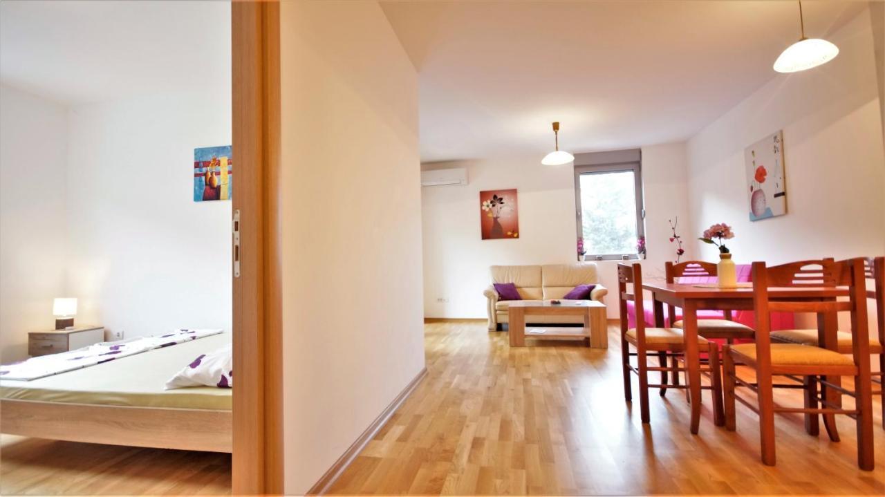 Pavlina Apartments Budva Ngoại thất bức ảnh