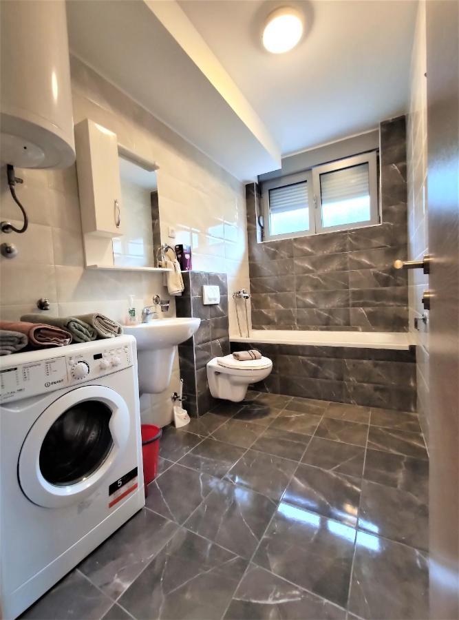 Pavlina Apartments Budva Ngoại thất bức ảnh