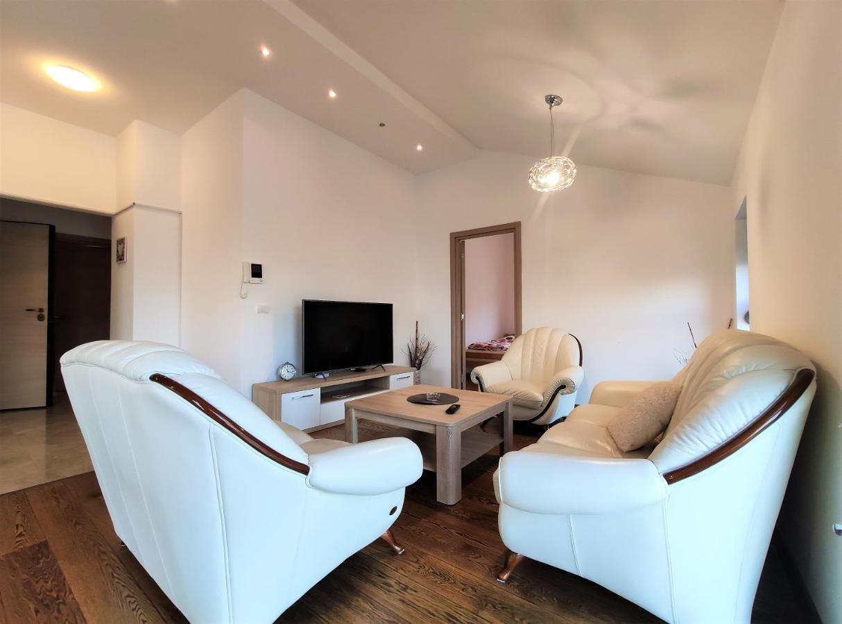 Pavlina Apartments Budva Ngoại thất bức ảnh
