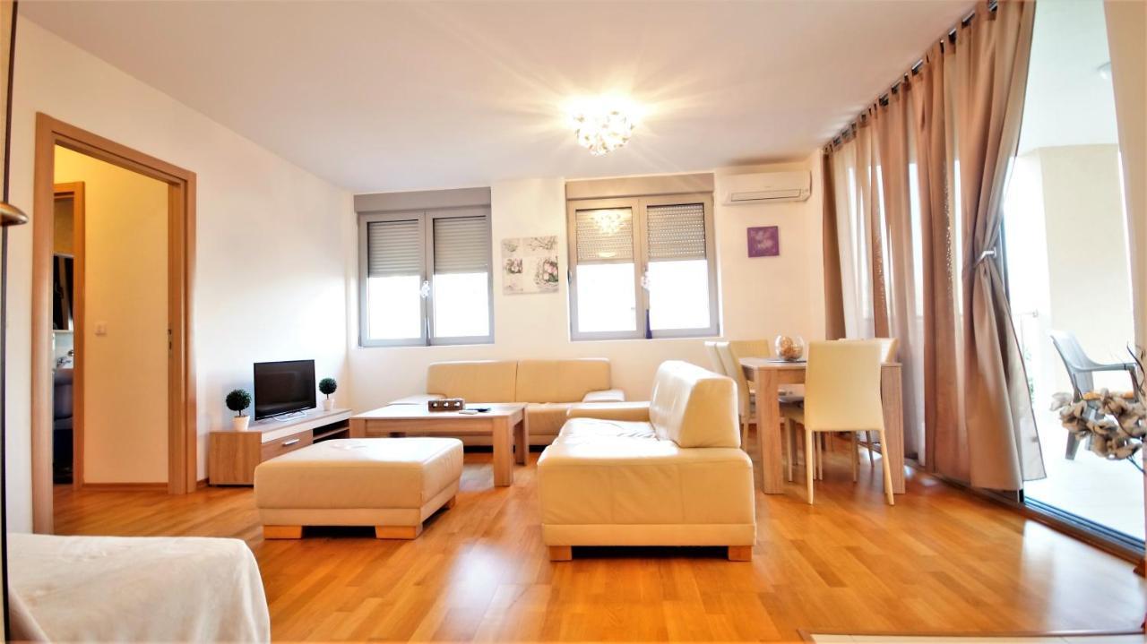 Pavlina Apartments Budva Ngoại thất bức ảnh