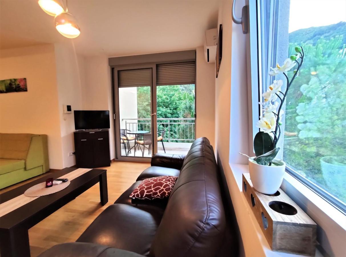 Pavlina Apartments Budva Ngoại thất bức ảnh